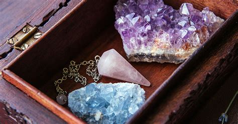 The Secrets of Scrying with Water and Fire: Divination with the Elements